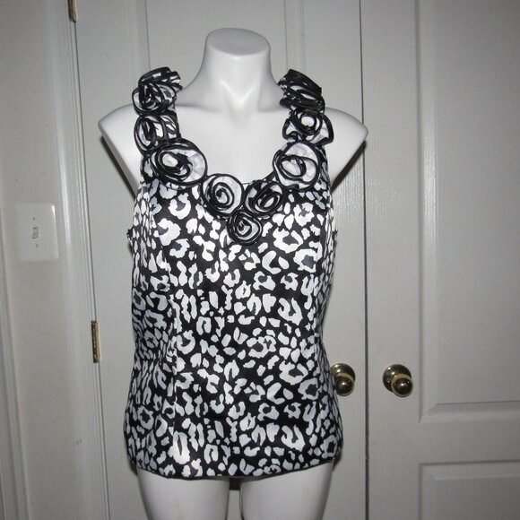 Jackie Jon New York Rosette-Neck Animal Print Shell Top • Size 12 | Chic Elegant - Picture 2 of 6